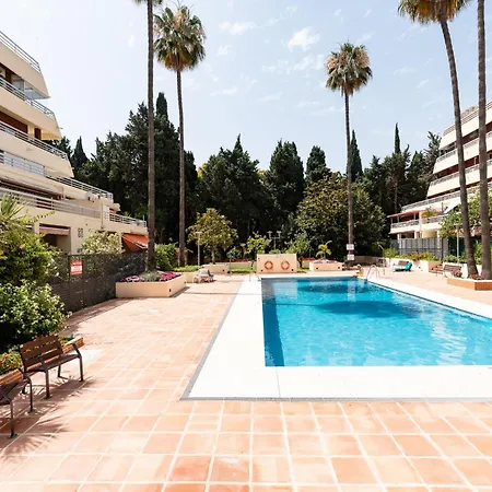 Ct 393 - Faro's Soulrise Rooftop - *