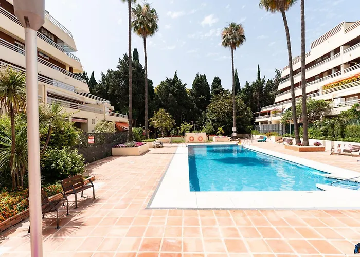 Ct 393 - Faro's Soulrise Rooftop - *