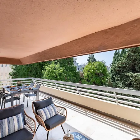 Apartment Ct 393 - Faro's Soulrise Rooftop -